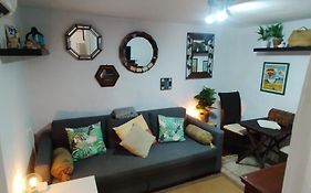 La Casita Chiquitita - The Tiny Little House